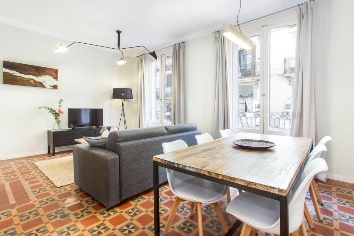 Appartement 4bedroom With A Balcony In Ramblas 1 2 *